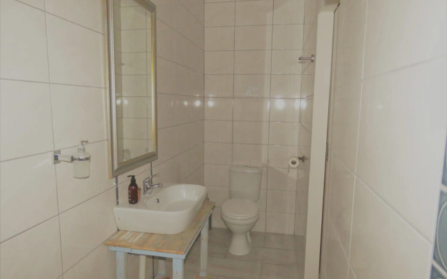 His Vessel Guesthouse Clarens FS