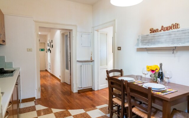 Τhe welcoming Rocchetto residence at 25m from P. Erbe