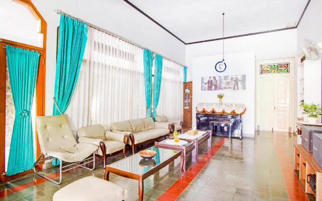 OYO 3442 Latifa Hotel