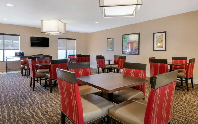 Comfort Suites West Jacksonville