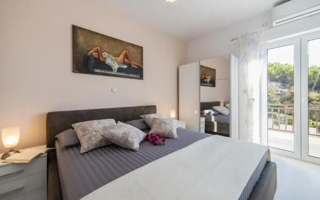Apartment Tafra 2