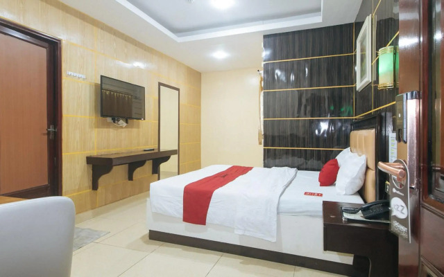 RedDoorz @ Winter Hotel Araneta