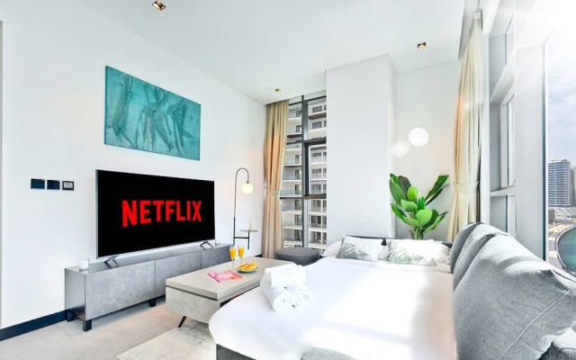 LUX The Northside 15 Burj Khalifa View Suite - Hotel in ดูไบ - Photo 4