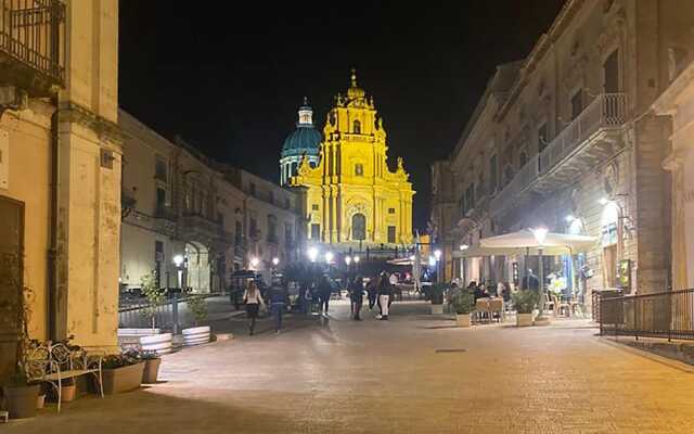 Nice Home in Ragusa With 3 Bedrooms