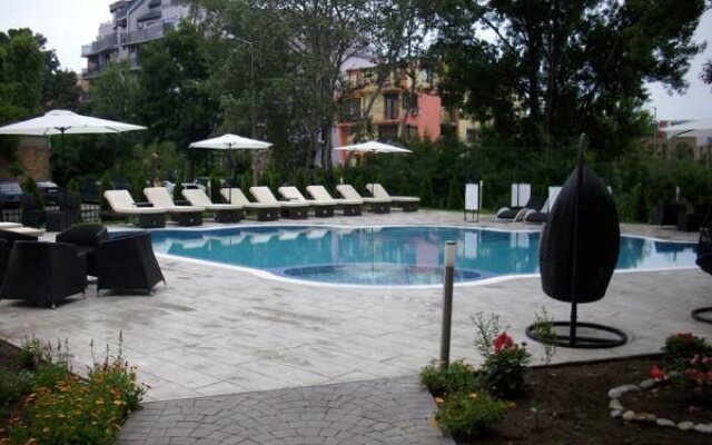 Apart Hotel MIDA