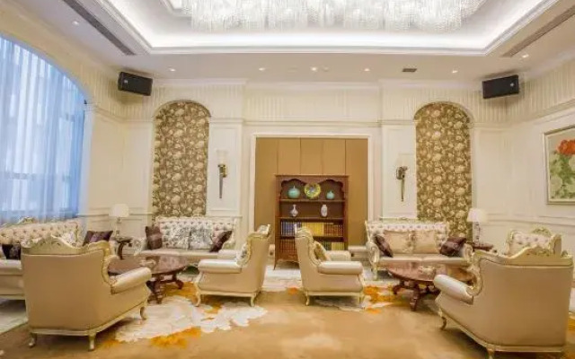 Sanfangxiang Jinling Hotel