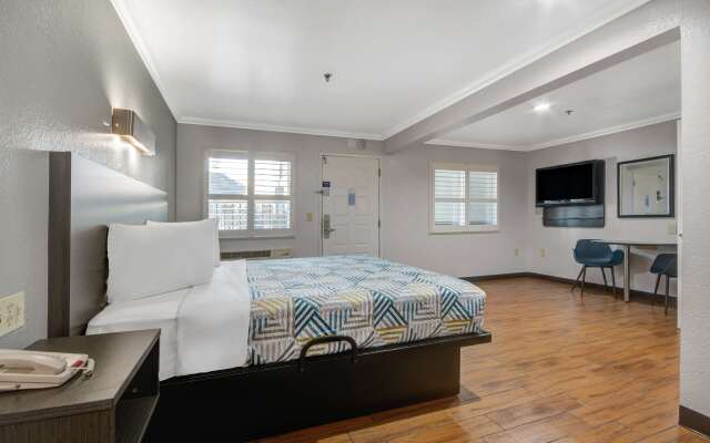 Motel 6 Ontario, CA - Convention Center - Airport