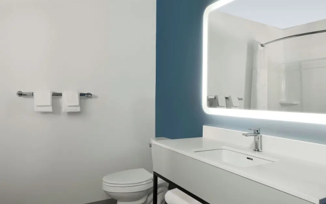 StudioRes by Marriott Greensboro Airport