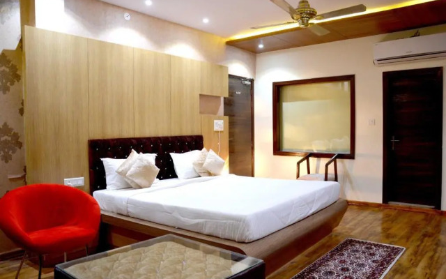 Amar's Khajuraho Mansion