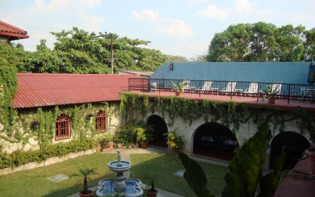 Hotel Del Patio