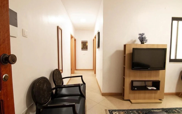 Deluxe ApartHotel