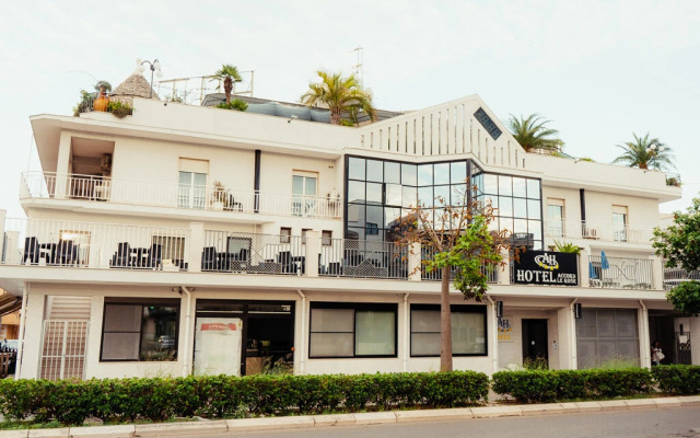 Hotel Accord Le Rose
