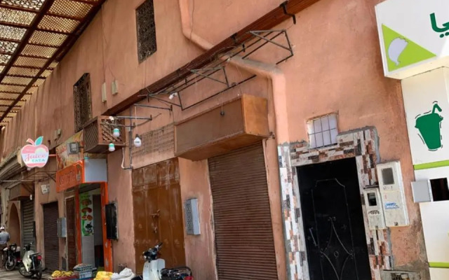 Hostel BE 20