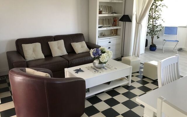 Magnifique Maison de Cachet de 1930