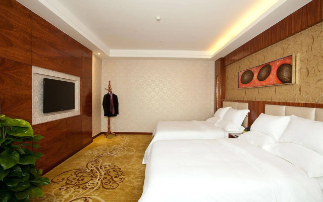 Daysun International Hotel