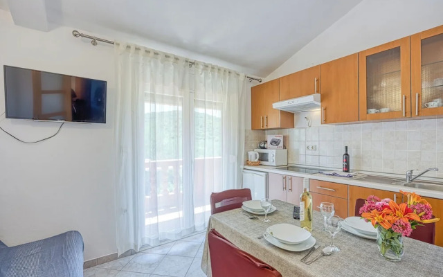 Apartment 50 Meters From Sea in Pasman A3