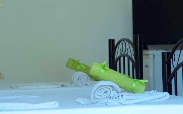 Pyla Rooms