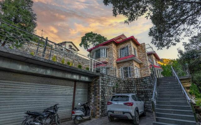 Saffronstays Willow Castle, Bhimtal - Pet-Friendly Home Near Bhimtal Lake