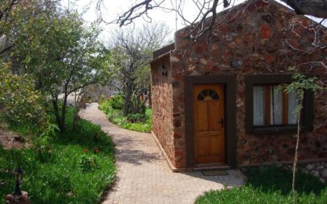 Onduri Lodge - In Okaukuejo