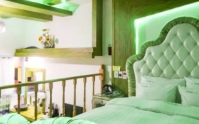 Icarus Unmanned Motel