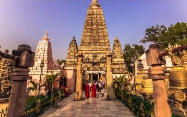 Hotel Shakuntla Palace