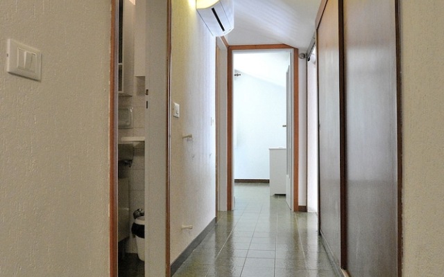 Apartment La Fiore 1 With Pool