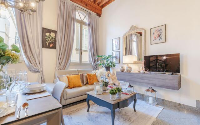 Casa Arias in Lucca With 2 Bedrooms and 1 Bathrooms