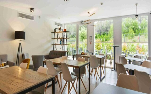 Appart'hôtel Kyriad Résidence Cabriès - Plan de Campagne