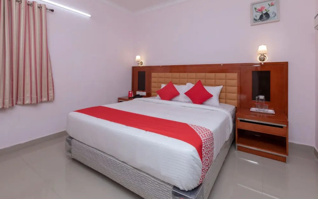 Oyo 17224 Swarnam Residency