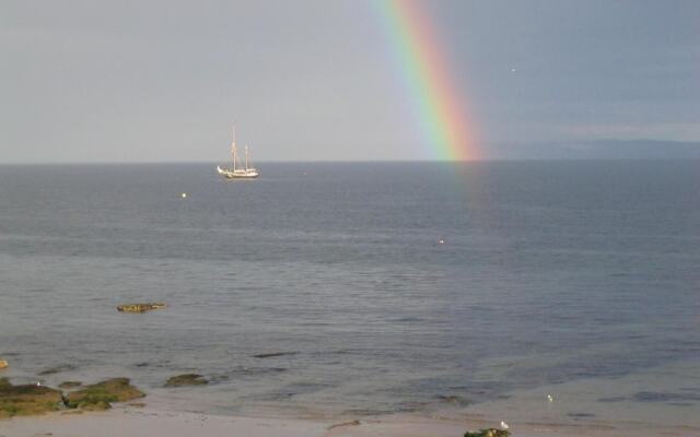 Seascape Largo