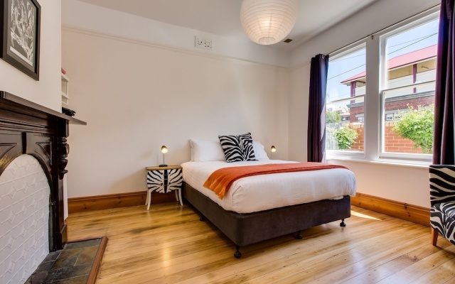 Rosehaven Cottage – Guest Rooms – North Hobart