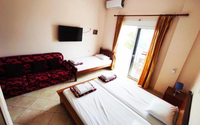 Apartments Himara Premium