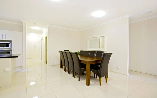 Astina Serviced Apartments - Central
