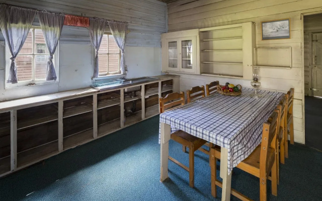 Little Styx Cabins