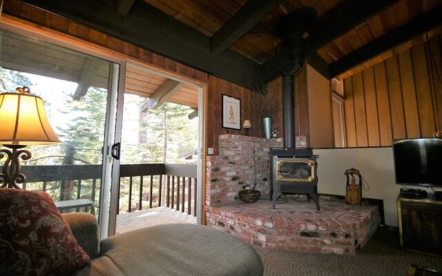 Mammoth S #122 3 Bedroom Condo