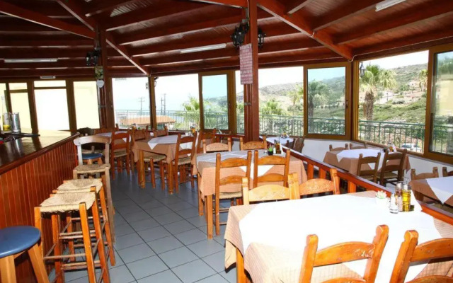 Camari Garden