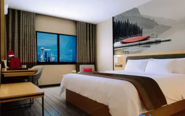 Youjia fashion boutique hotel