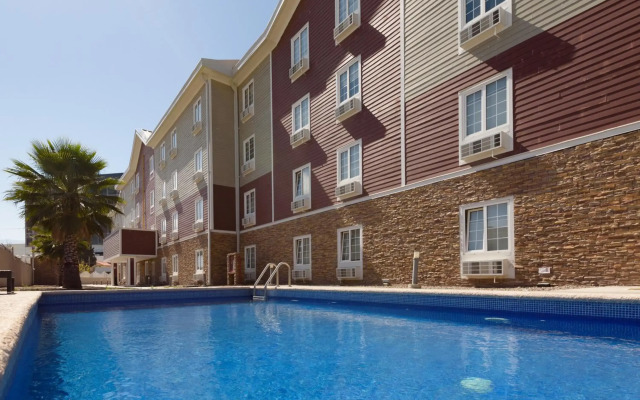 Extended Suites Mexicali Cataviña