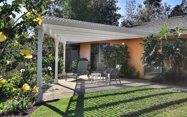 3BR 2BA Classic Montecito House Minutes to Butterfly Beach by RedAwnin