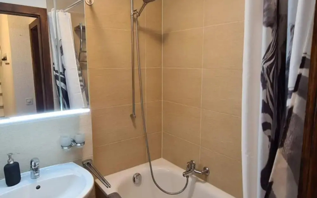 Flat in Veysonnaz Near Ski Lift & Valley Views