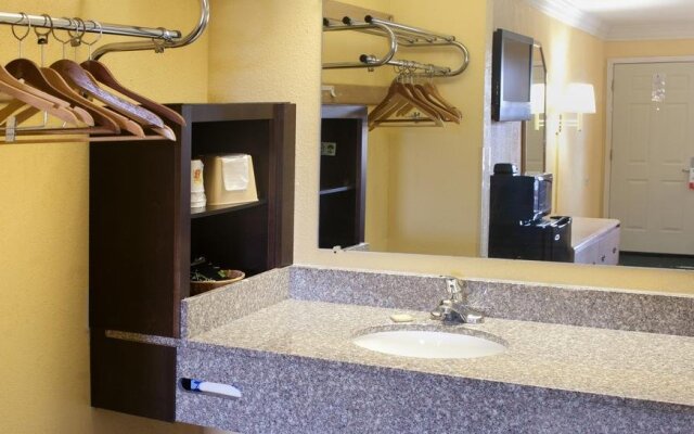 Motel 6 Marshall, TX