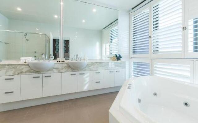 Strand Beachside 1003 - Penthouse