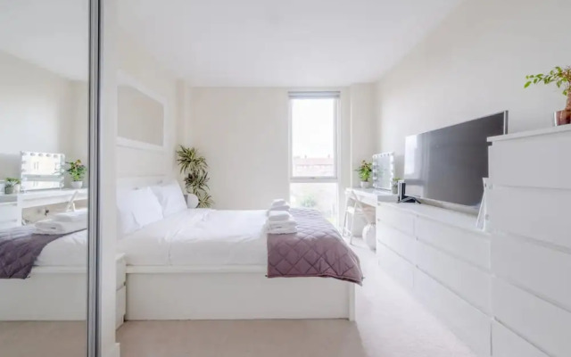 Modern 2 Bedroom Flat in Elephant and Castle