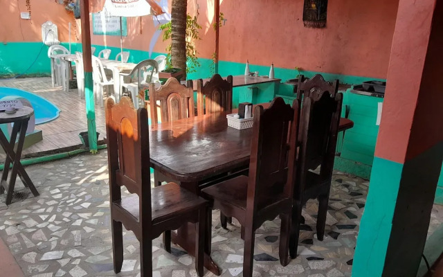 Hospedagem Chapéu Virado