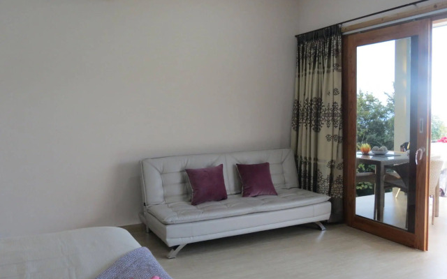 Rumah Bali Santai