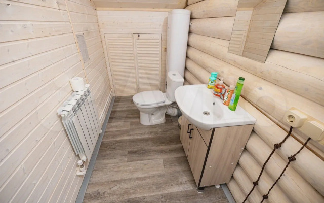 Усадьба в лесу БереНдей