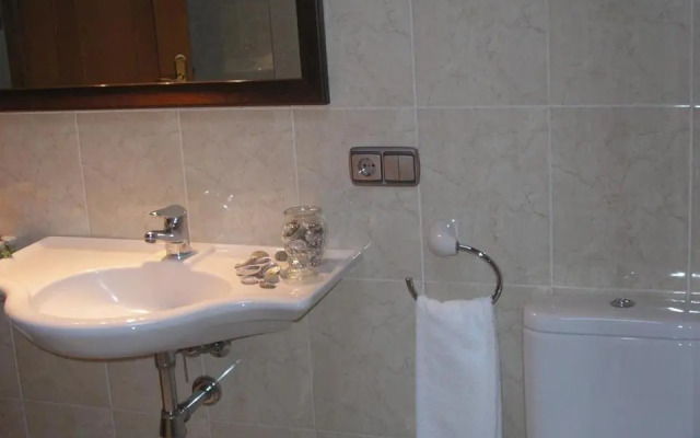 Pension Residencia Ria De Muros