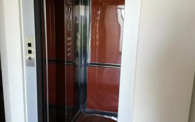 Evpator Rooms