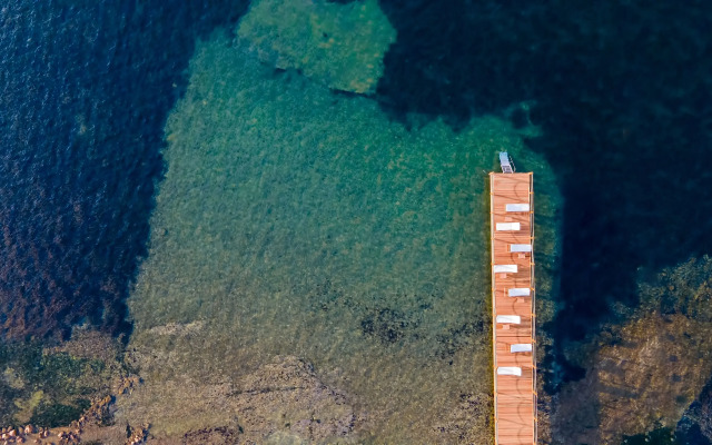 Anda Beach Bistro & Rooms