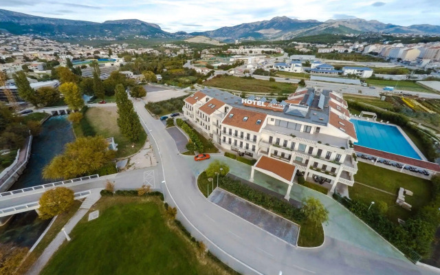 Hotel President Solin